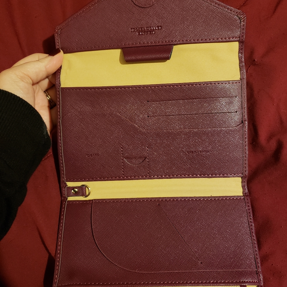 Wallet - Picture 2 of 3